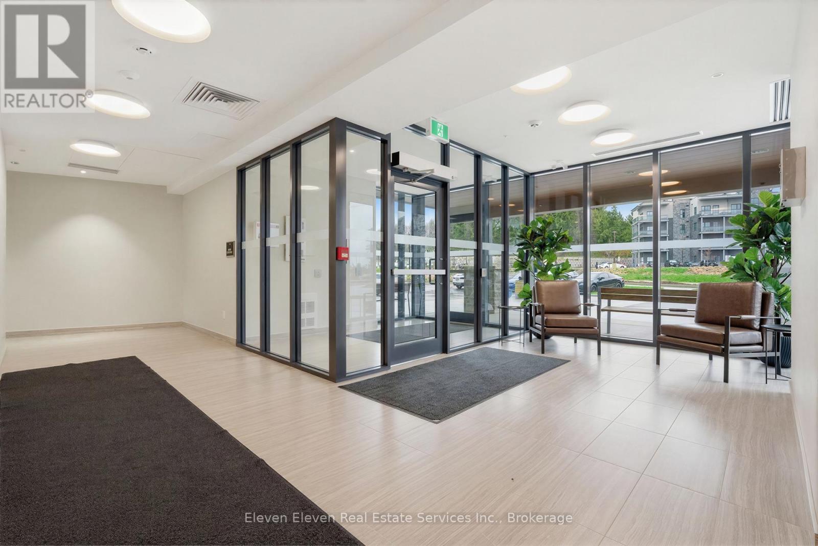 220 - 100 Lackner Place, Kitchener, Ontario  N2A 0M1 - Photo 4 - X13032642