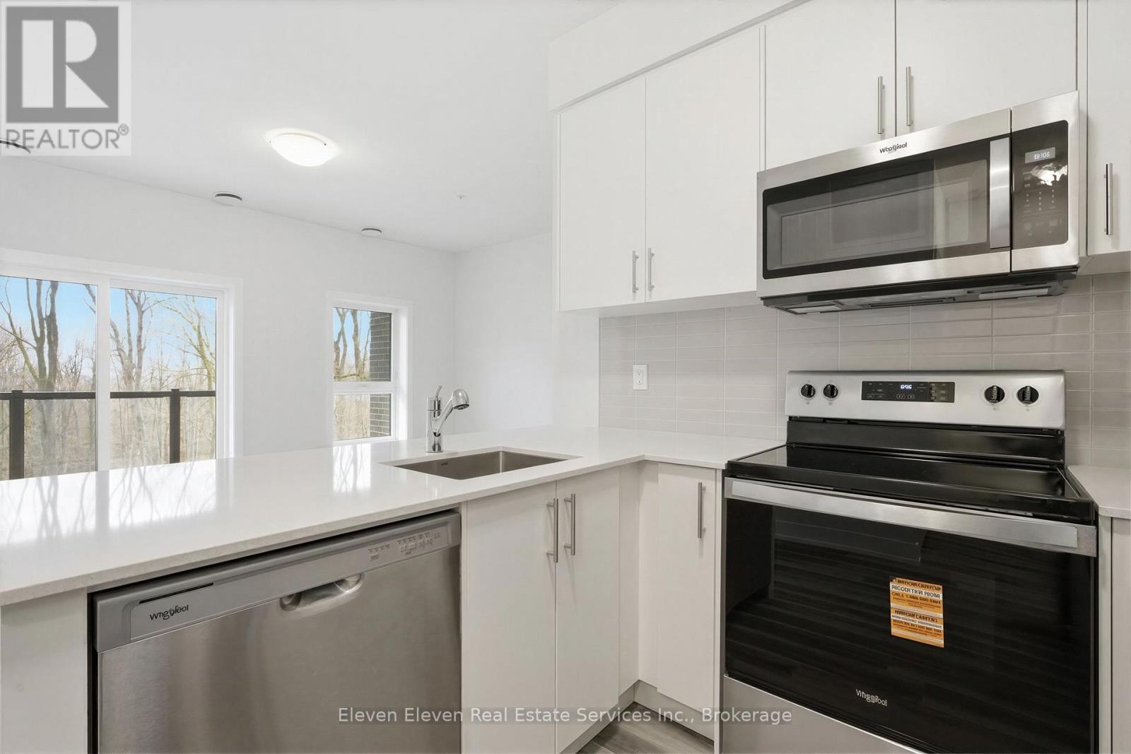 220 - 100 Lackner Place, Kitchener, Ontario  N2A 0M1 - Photo 9 - X13032642