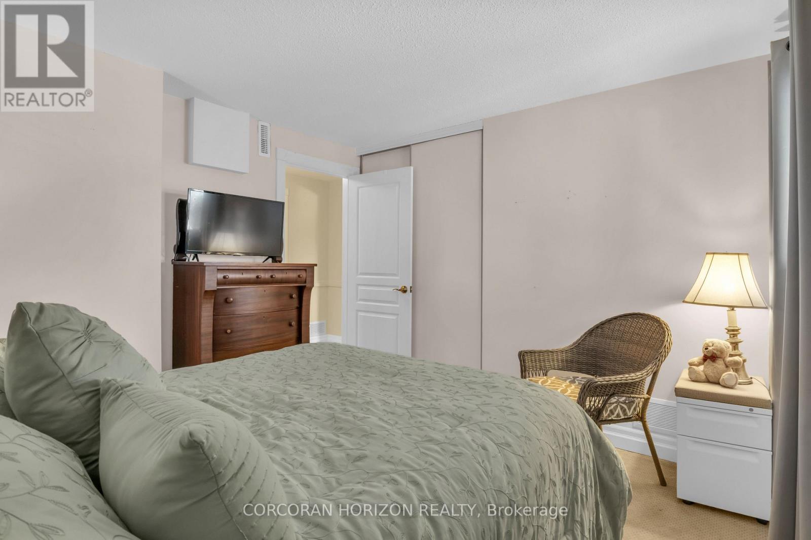 197 Autumn Hill Crescent, Kitchener, Ontario  N2N 1K9 - Photo 17 - X13032672