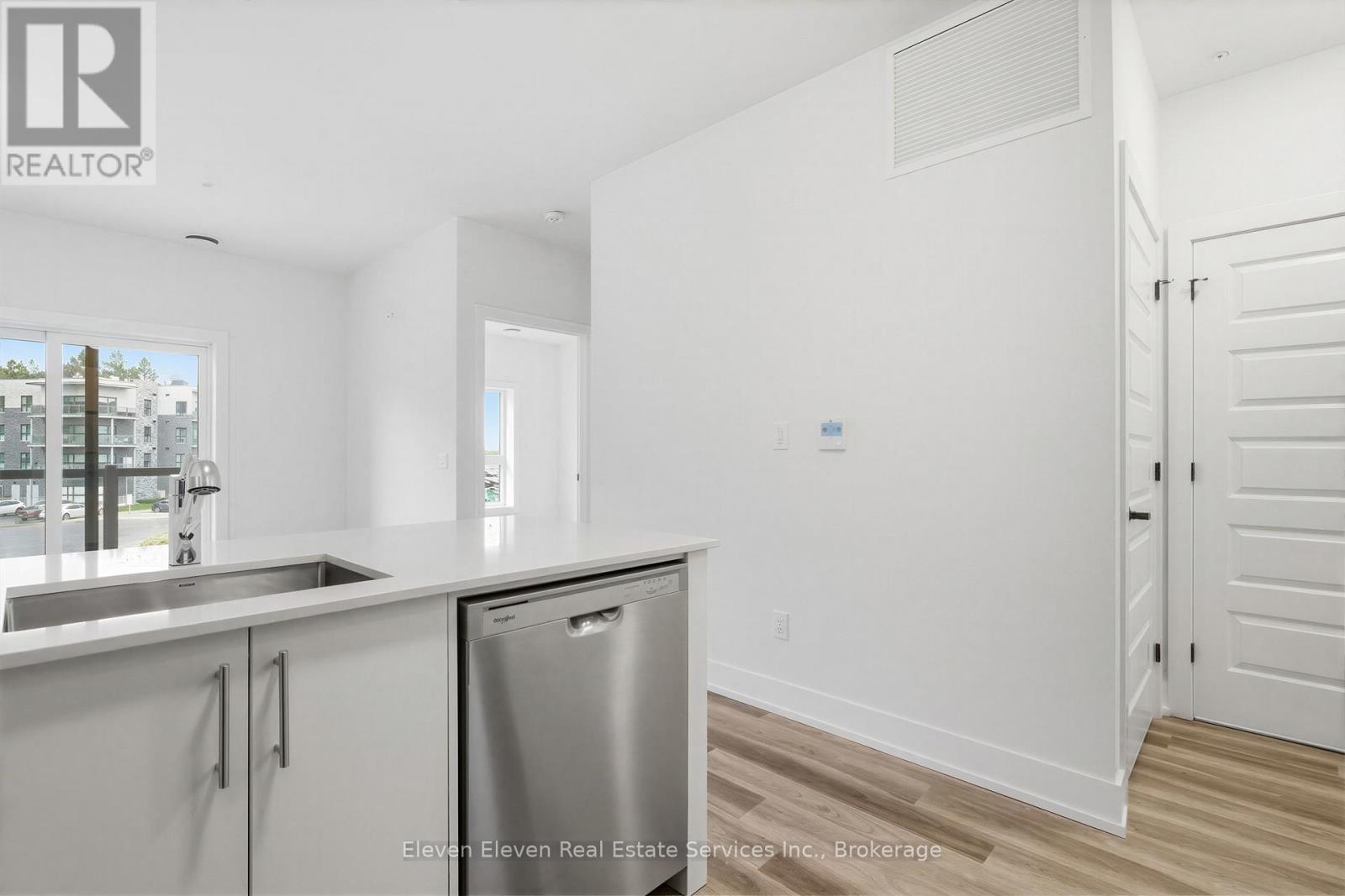 317 - 1100 Lackner Place, Kitchener, Ontario  N2A 0M1 - Photo 14 - X13032780