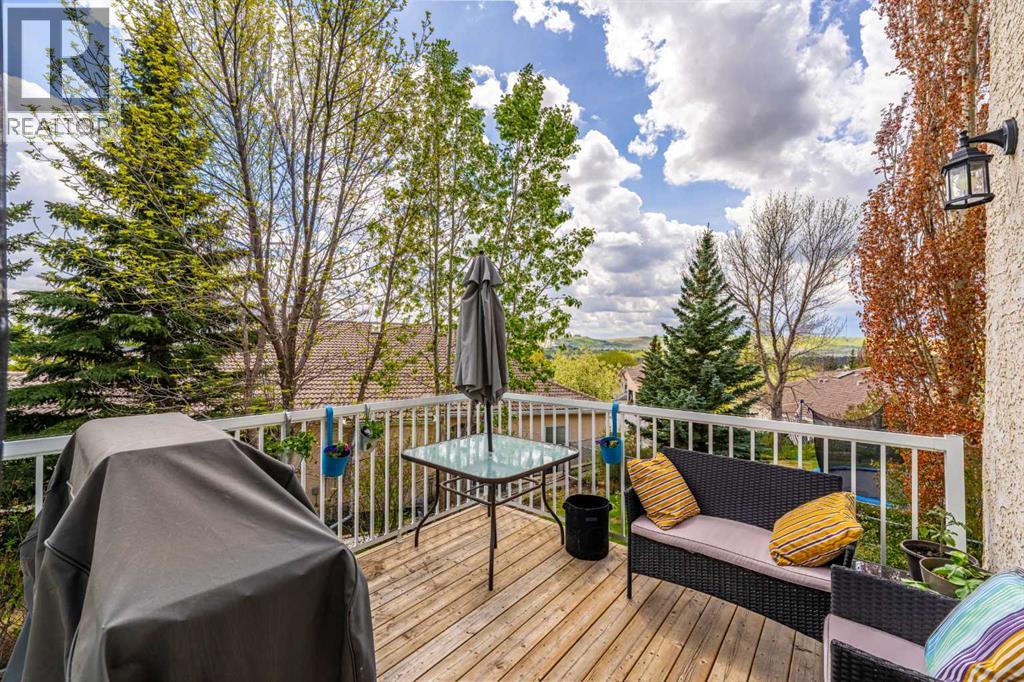 648 Scimitar Bay NW, Calgary, Alberta  T3L 2B2 - Photo 11 - A2304234