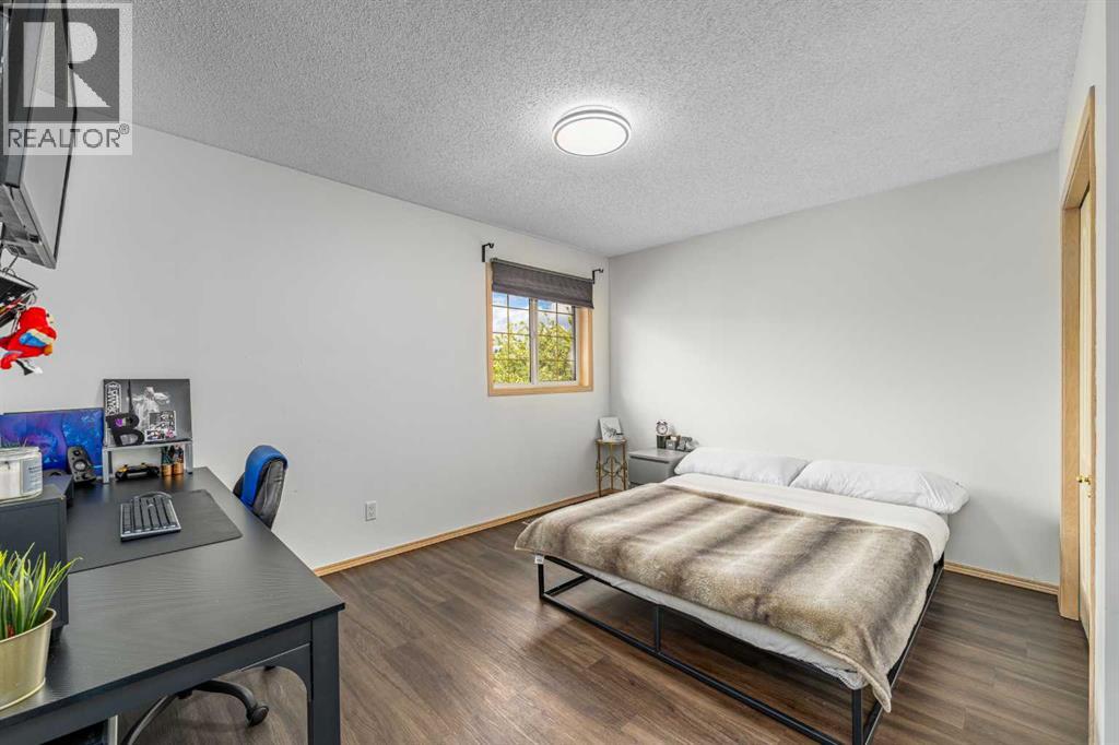 648 Scimitar Bay NW, Calgary, Alberta  T3L 2B2 - Photo 19 - A2304234