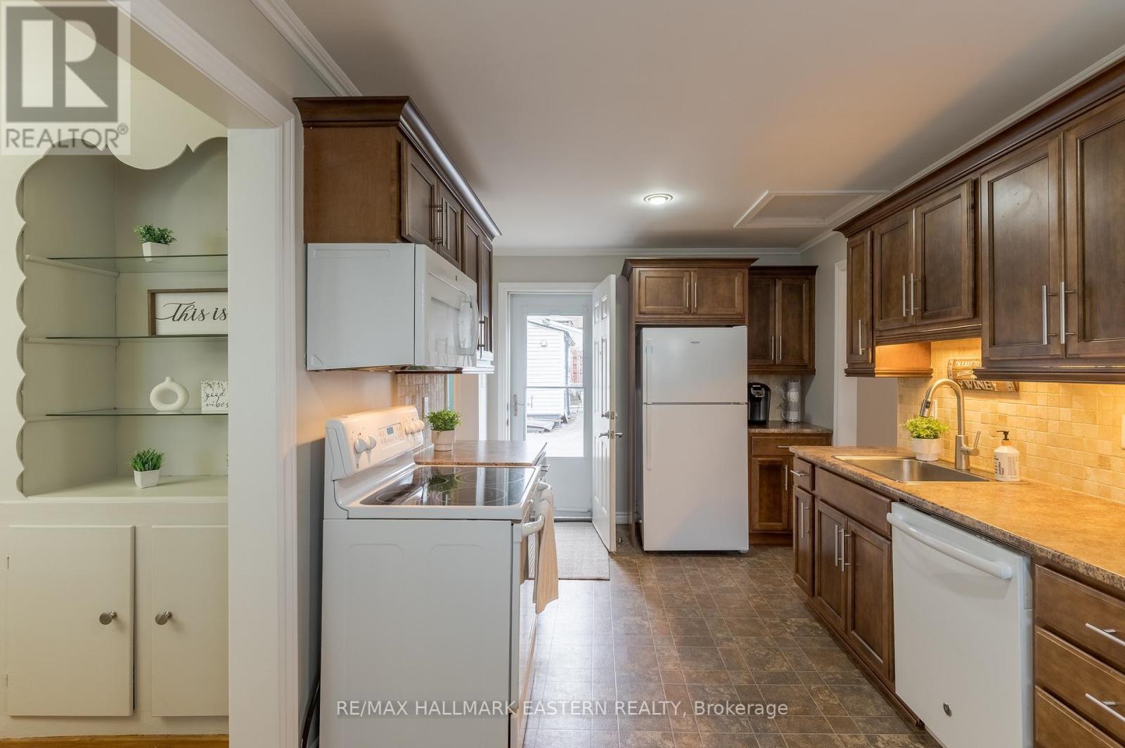 584 Paterson Street, Peterborough, Ontario  K9J 4R2 - Photo 7 - X13032784