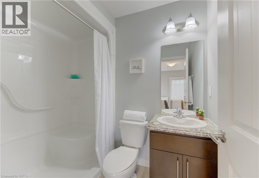 4 Whitehaven Lane, Kitchener, Ontario  N2H 0B3 - Photo 25 - 40820582