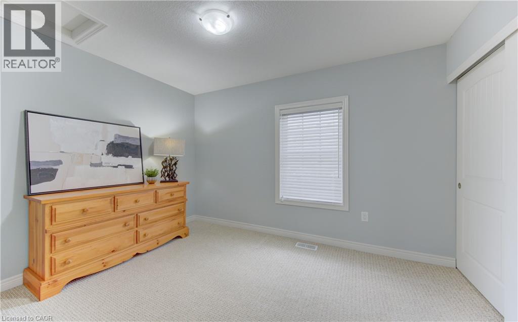 4 Whitehaven Lane, Kitchener, Ontario  N2H 0B3 - Photo 29 - 40820582