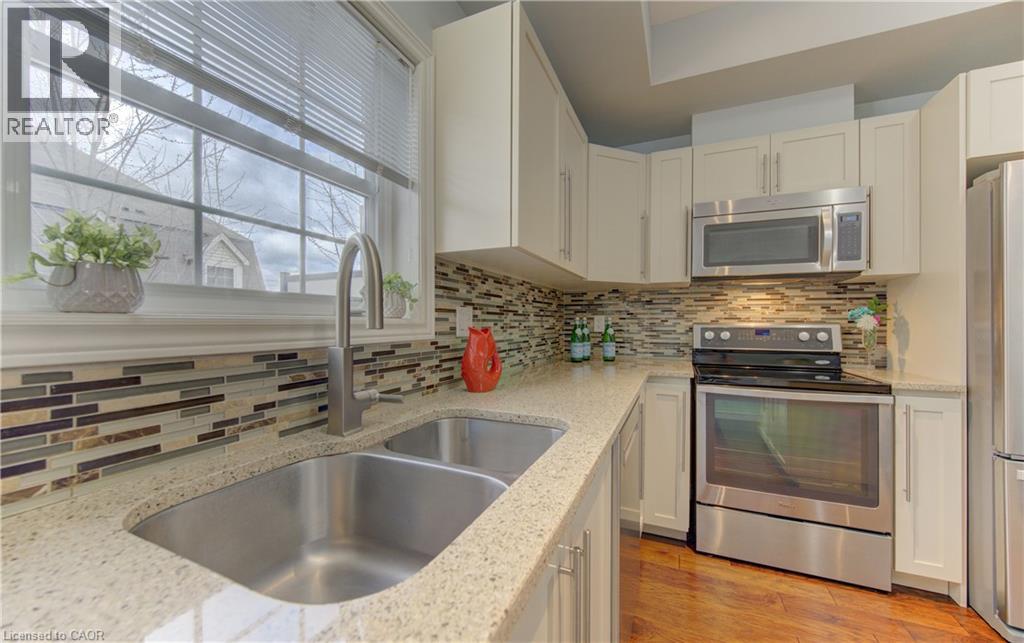 4 Whitehaven Lane, Kitchener, Ontario  N2H 0B3 - Photo 11 - 40820582