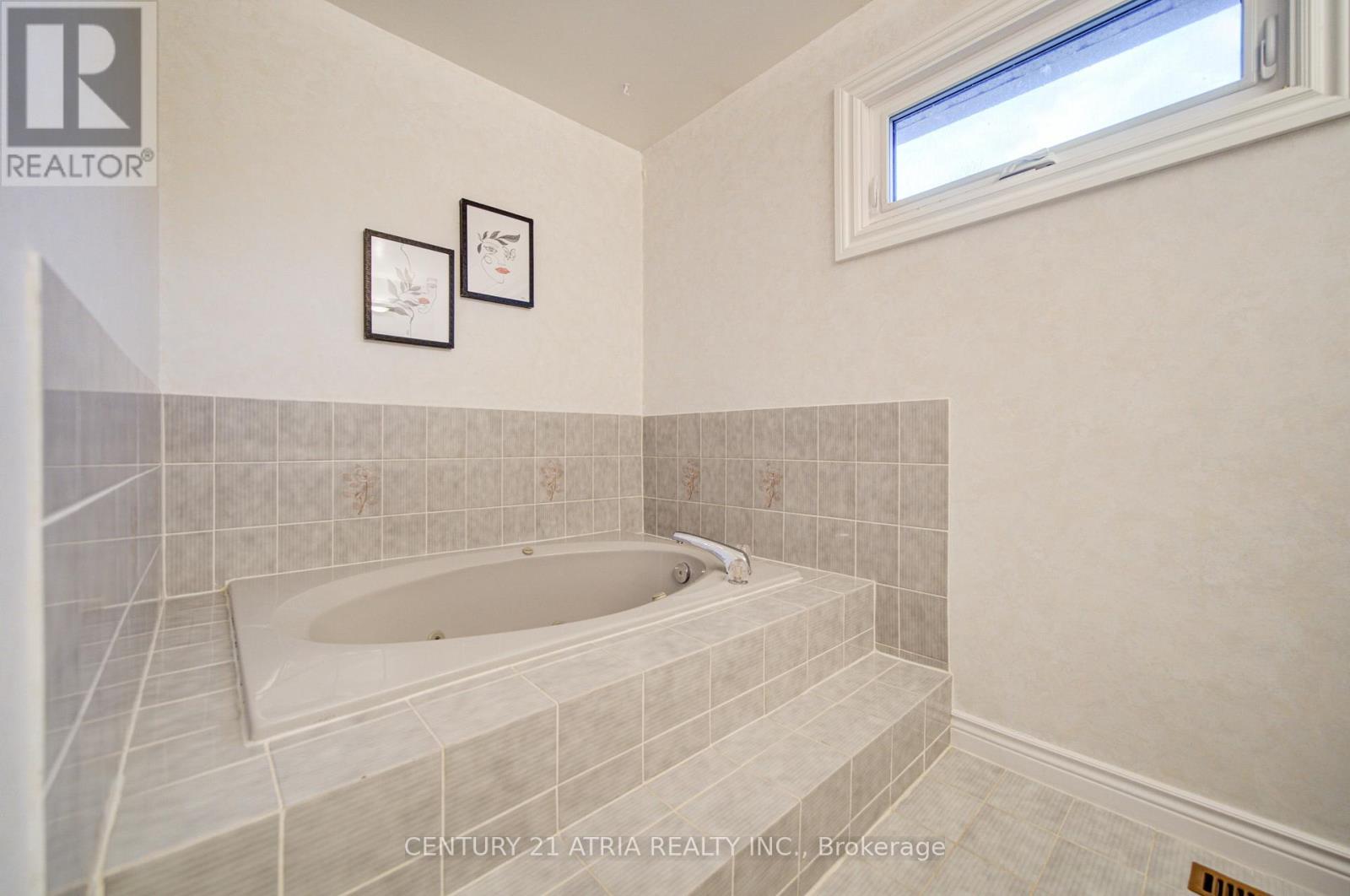 23 - 1724 The Chase, Mississauga, Ontario  L5M 4P2 - Photo 31 - W13032628