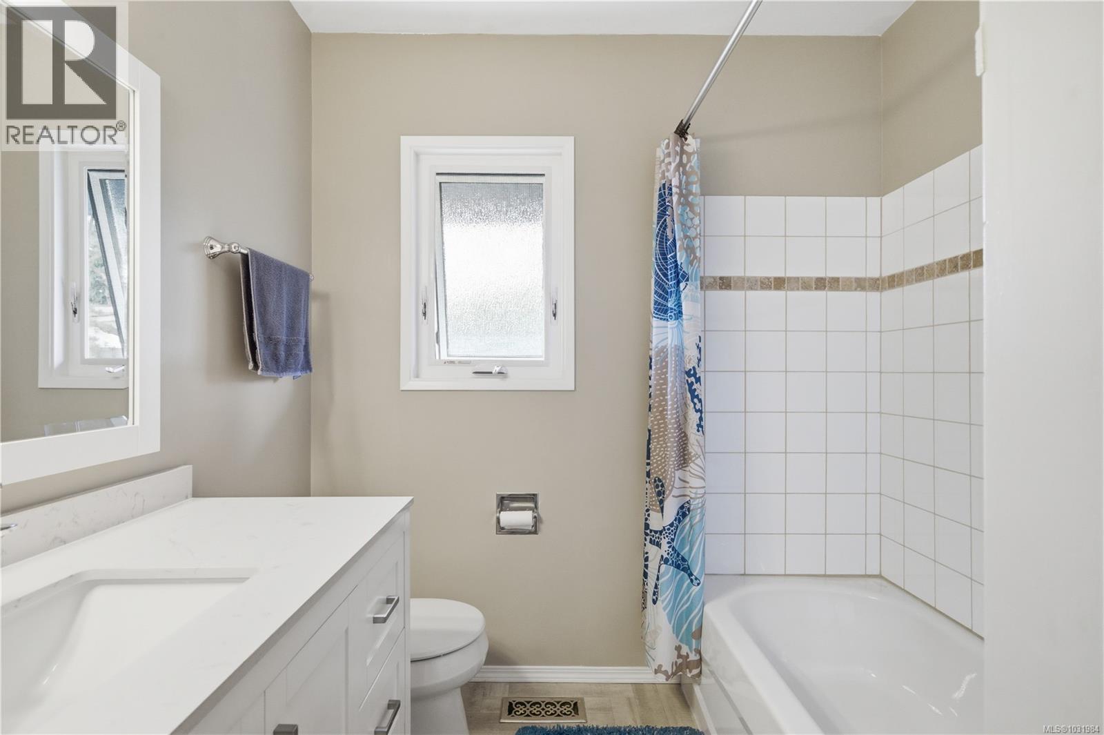 541 Warren Ave, Saanich, British Columbia  V8Z 2J6 - Photo 19 - 1031984