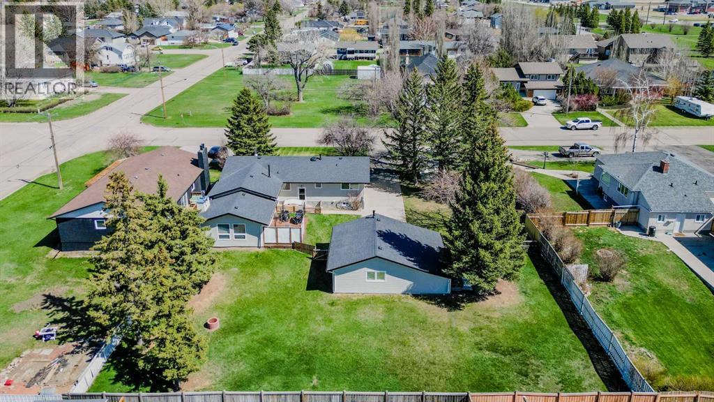 210 S 100 W, Raymond, Alberta  T0K 2S0 - Photo 36 - A2302546