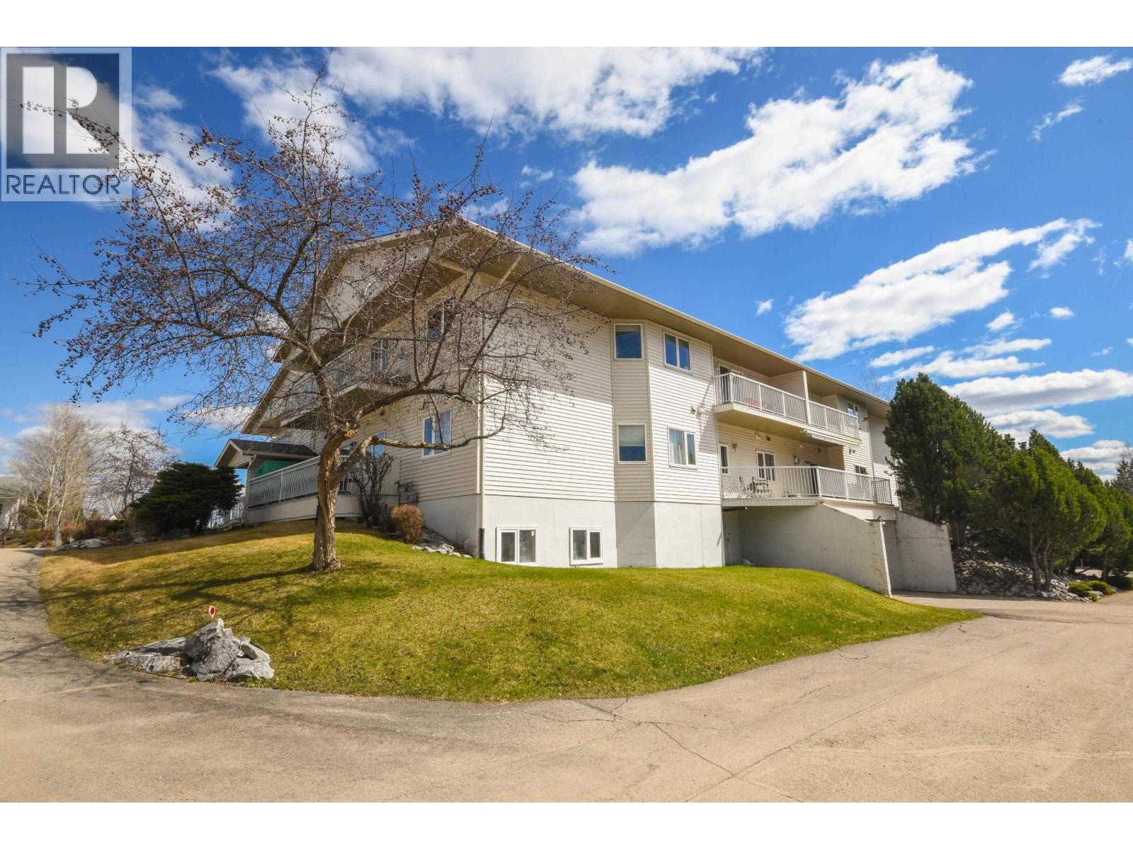 105 7255 Southridge Avenue, Prince George, British Columbia  V2N 4Z3 - Photo 1 - R3093552