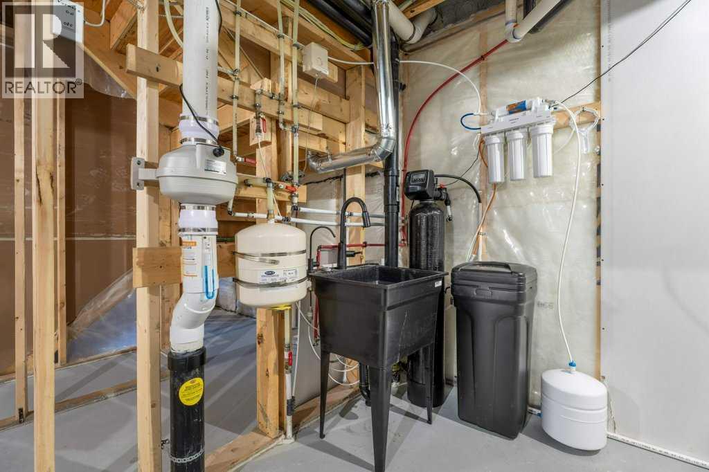 71 Ranchers View, Okotoks, Alberta  T1S 5R6 - Photo 44 - A2285159