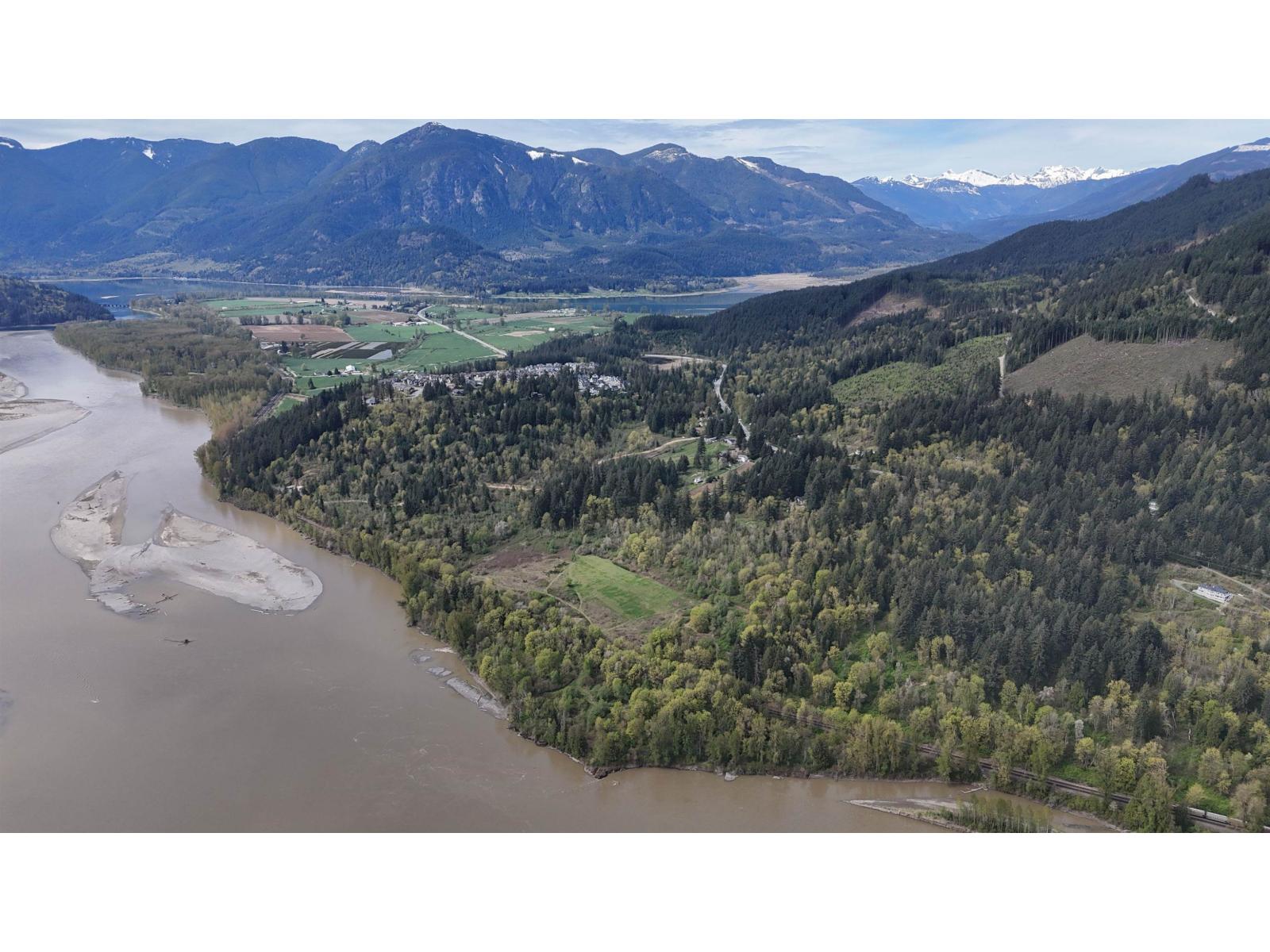 Pts1/2 Sec 19 Lougheed Highway, Mt Woodside, Mt Woodside, British Columbia  V0M 1A0 - Photo 2 - R3114702