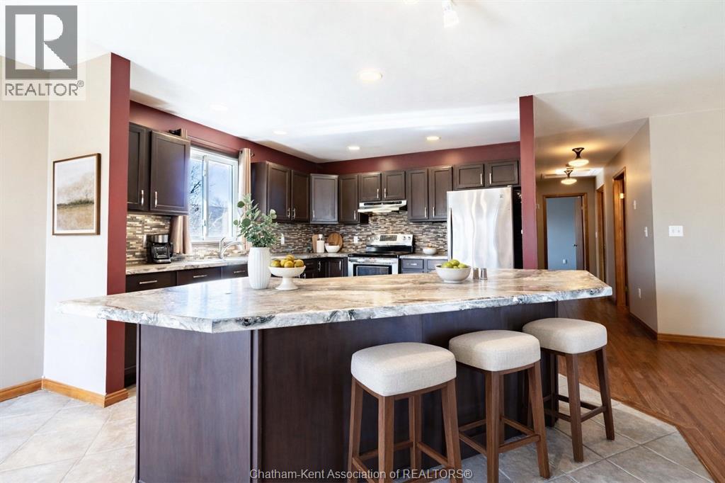 6201 Main Street, Comber, Ontario  N0P 1J0 - Photo 13 - 26008958