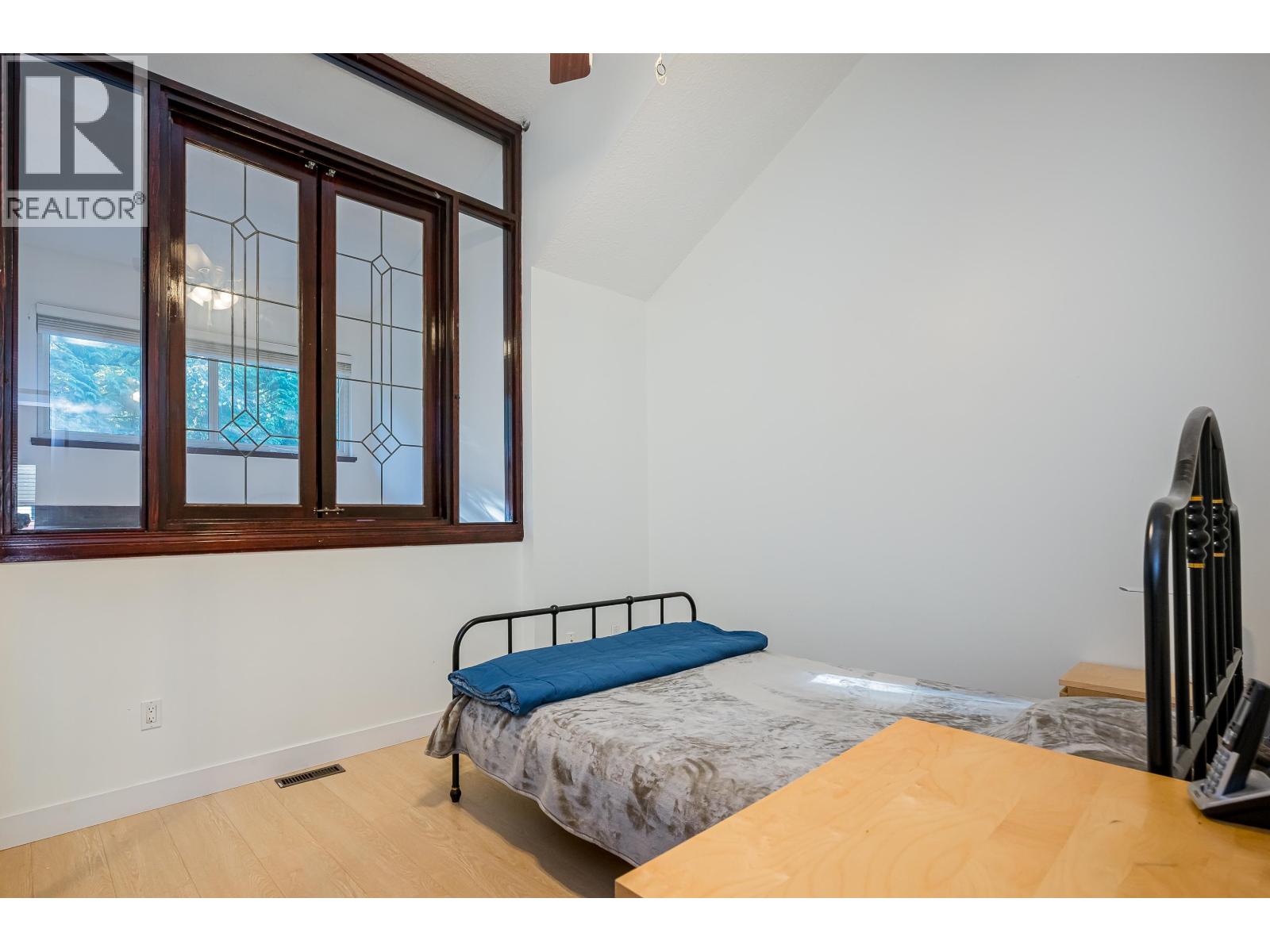 4814 Fernglen Drive, Burnaby, British Columbia  V5G 3V7 - Photo 17 - R3114404