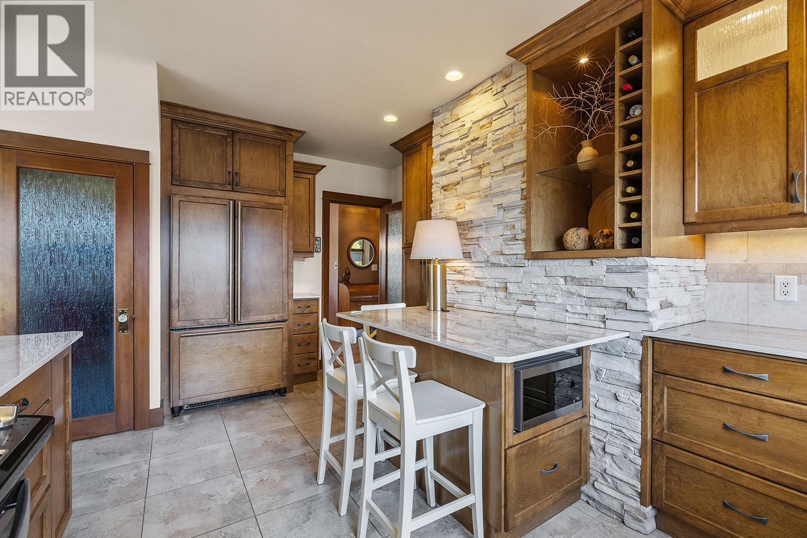 354 Burne Avenue, Kelowna, British Columbia  V1Y 5P1 - Photo 11 - 10383755