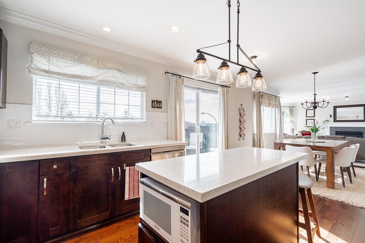 6031 189a Street, Surrey, British Columbia  V3S 8A3 - Photo 7 - R3114463