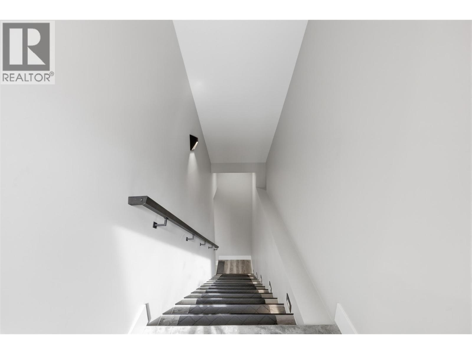 2533 Mountain View Drive, Sun Peaks, British Columbia  V0E 5N0 - Photo 65 - 10384505