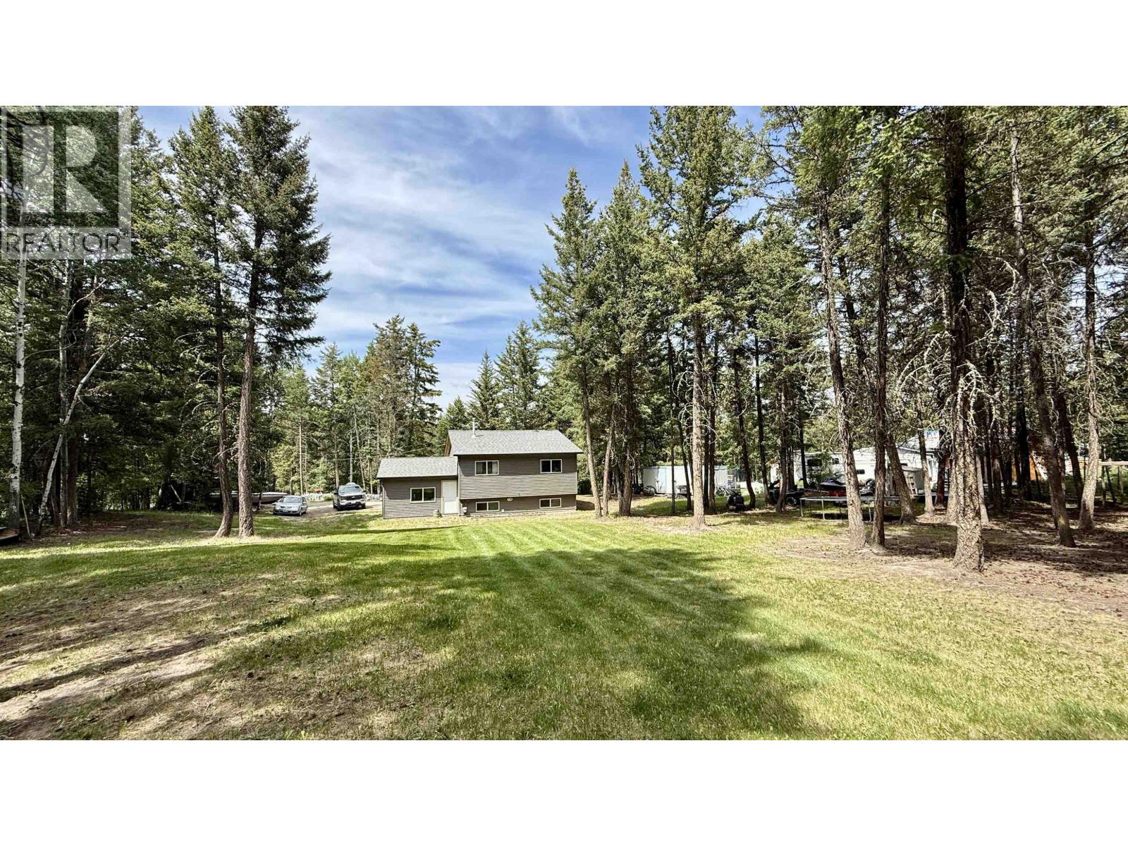 4755 Anzeeon Road, 108 Mile Ranch, British Columbia  V0K 2Z0 - Photo 2 - R3114832