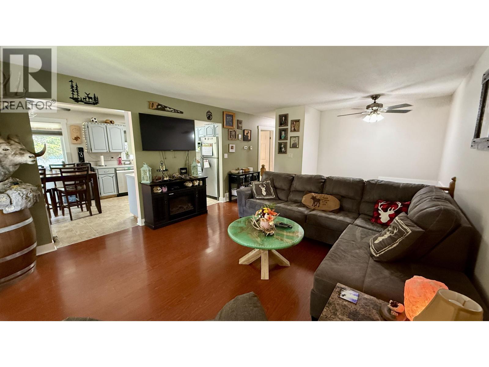 4755 Anzeeon Road, 108 Mile Ranch, British Columbia  V0K 2Z0 - Photo 4 - R3114832