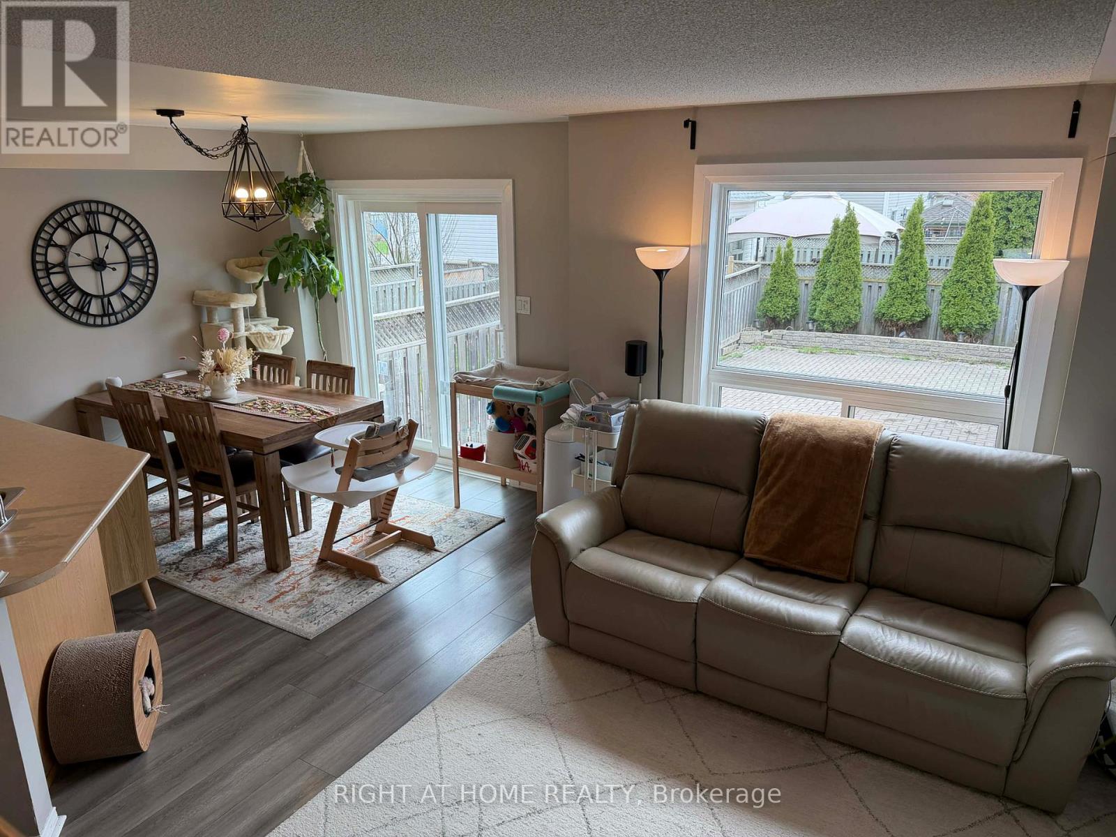 63 Candlebrook Drive S, Whitby, Ontario  L1R 2V6 - Photo 27 - E13032414