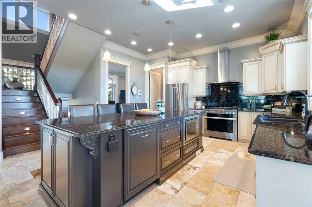 32045 Willow Way, Rural Rocky View County, Alberta  T4C 2Y4 - Photo 11 - A2304339