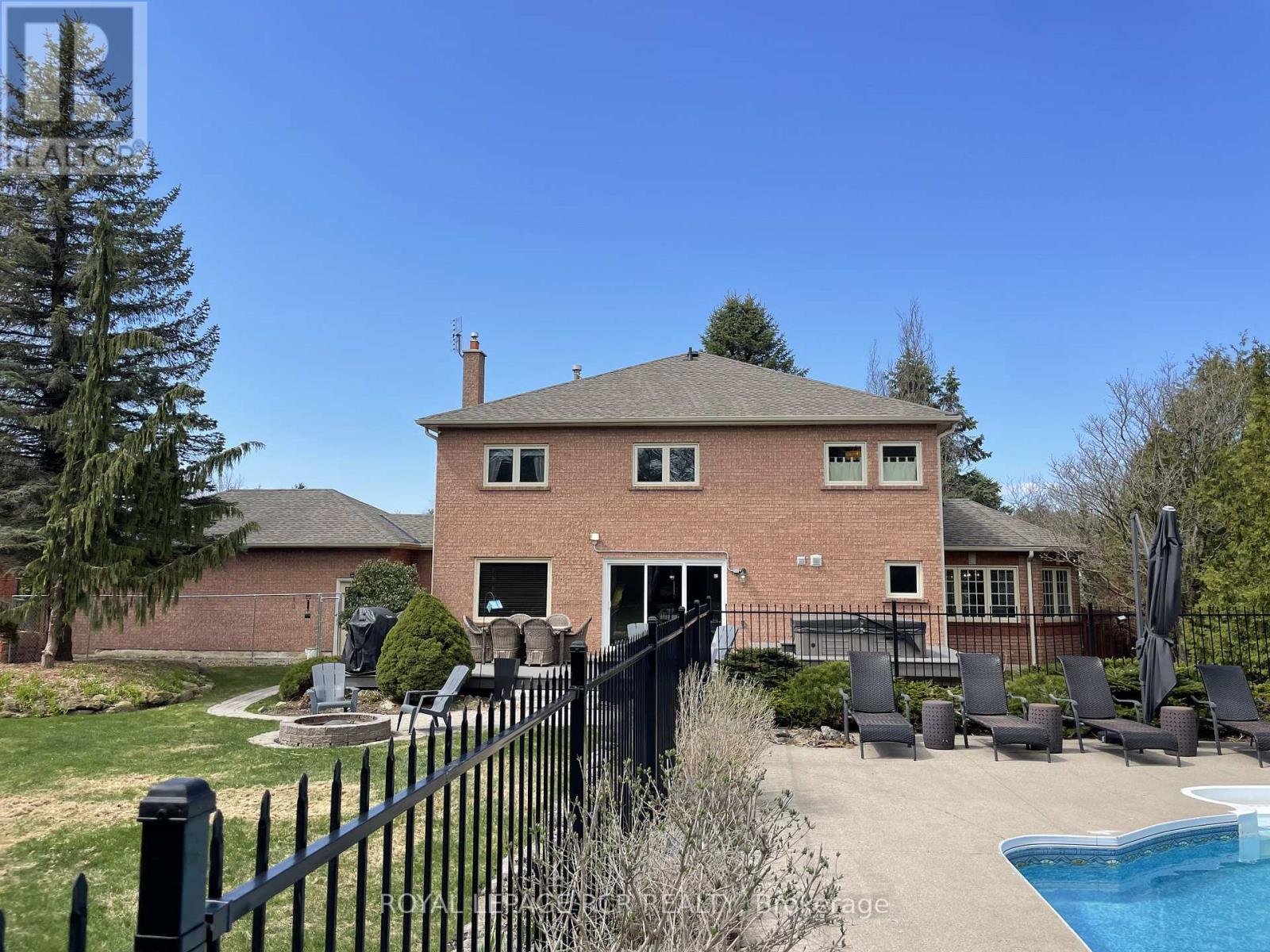 65 Hawthorne Road, Mono, Ontario  L9W 6G7 - Photo 7 - X12881022