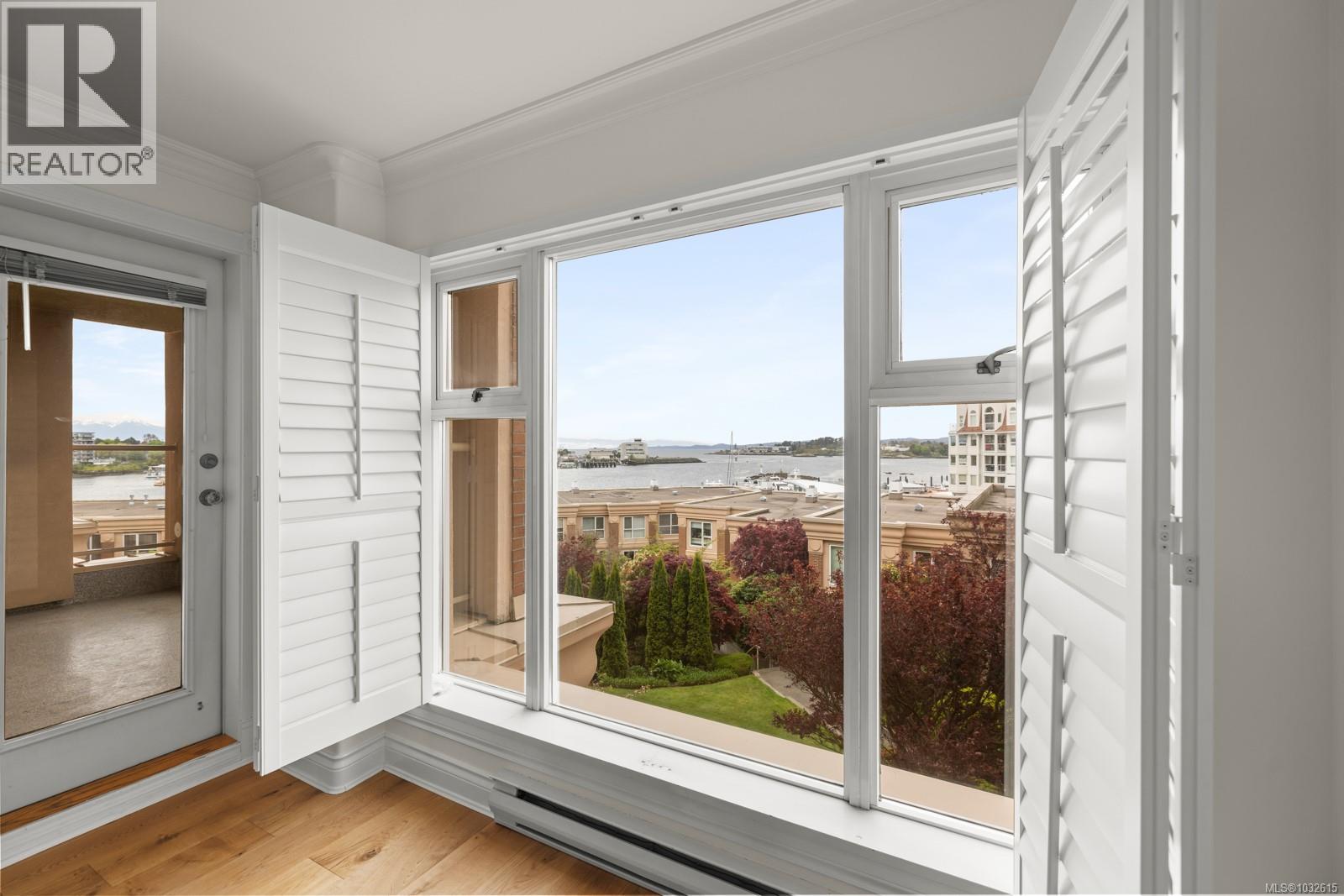 306 75 Songhees Rd, Victoria, British Columbia  V9A 7M5 - Photo 18 - 1032615