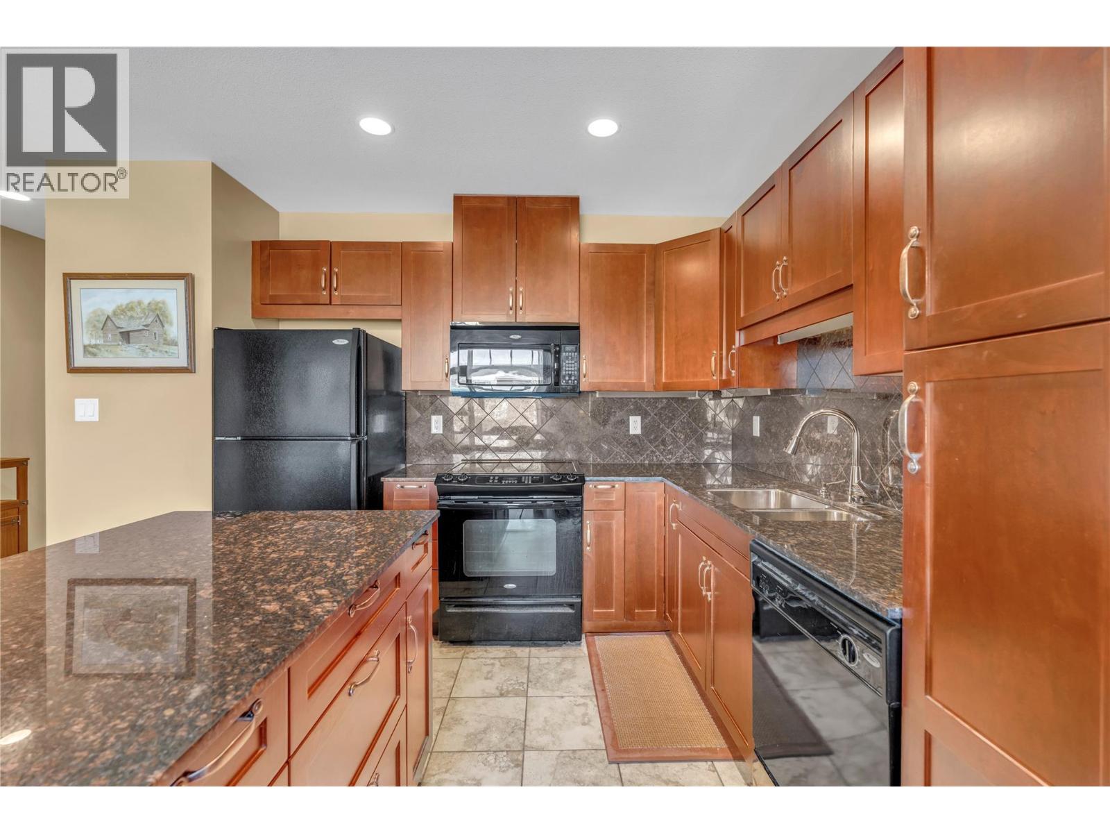 3301 Skaha Lake Road Unit# 201, Penticton, British Columbia  V2A 6G6 - Photo 5 - 10382146