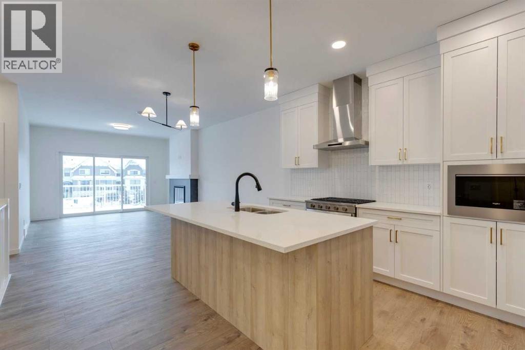 1402 Bayview Crescent SW, Airdrie, Alberta  T4B 5N9 - Photo 8 - A2275452