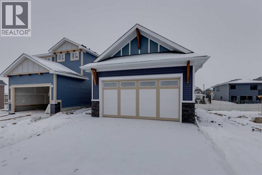 1402 Bayview Crescent SW, Airdrie, Alberta  T4B 5N9 - Photo 3 - A2275452