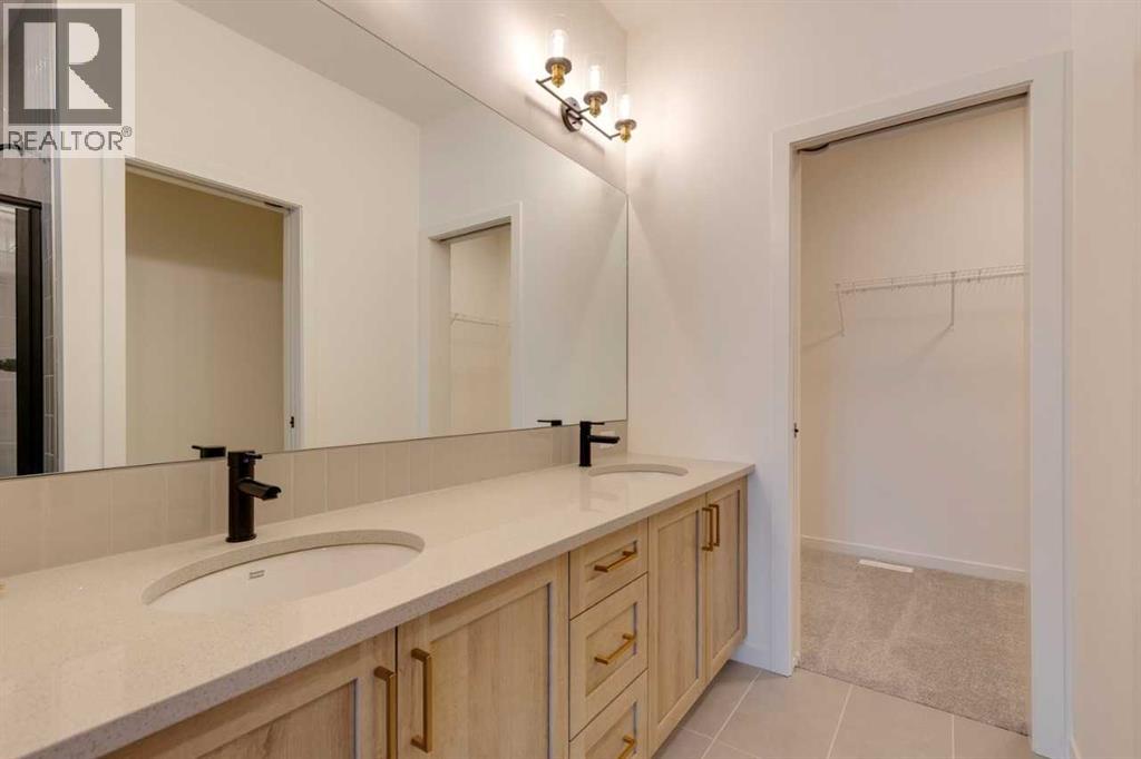 1402 Bayview Crescent SW, Airdrie, Alberta  T4B 5N9 - Photo 25 - A2275452