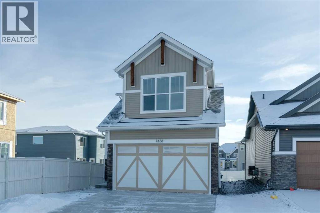 1358 Bayview Crescent SW, Airdrie, Alberta  T4B 5P1 - Photo 3 - A2287892