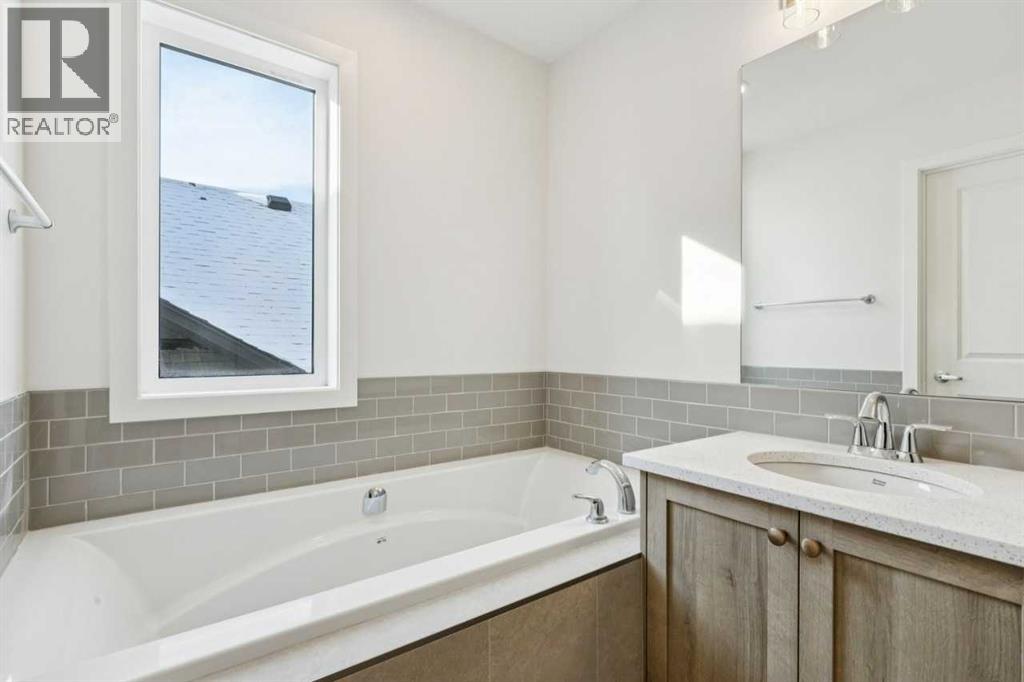 1358 Bayview Crescent SW, Airdrie, Alberta  T4B 5P1 - Photo 29 - A2287892