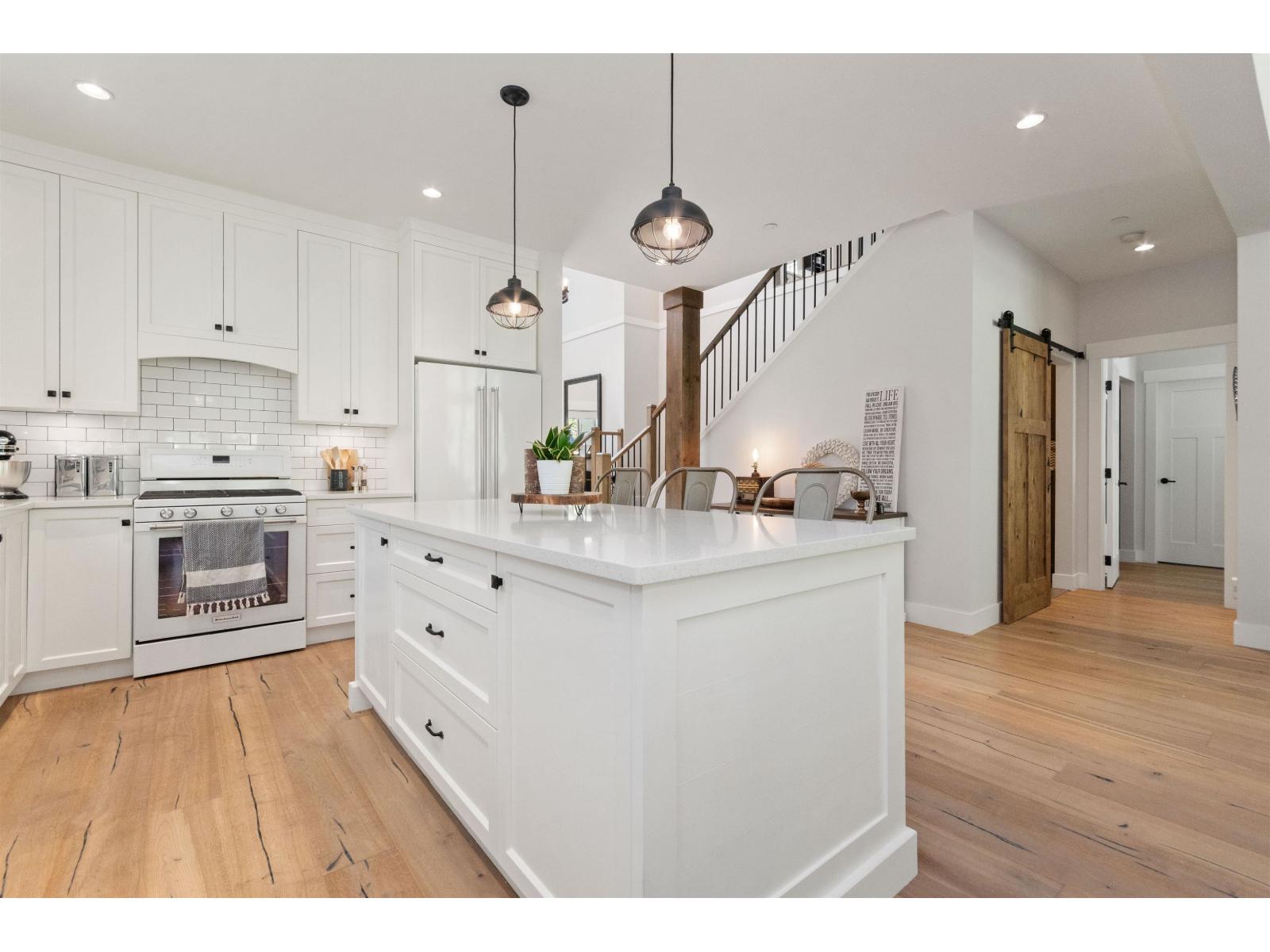 43359 Old Orchard Lane, Cultus Lake South, Lindell Beach, British Columbia  V2R 0Z4 - Photo 8 - R3114554