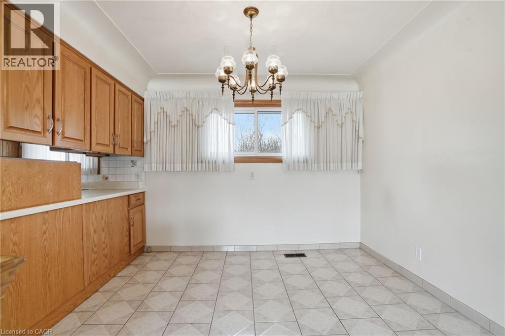 347 Hixon Road, Hamilton, Ontario  L8K 2C8 - Photo 10 - 40823220