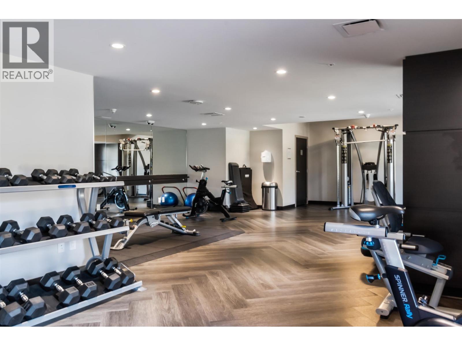 904 1561 W 57th Avenue, Vancouver, British Columbia  V6P 0H5 - Photo 25 - R3114431