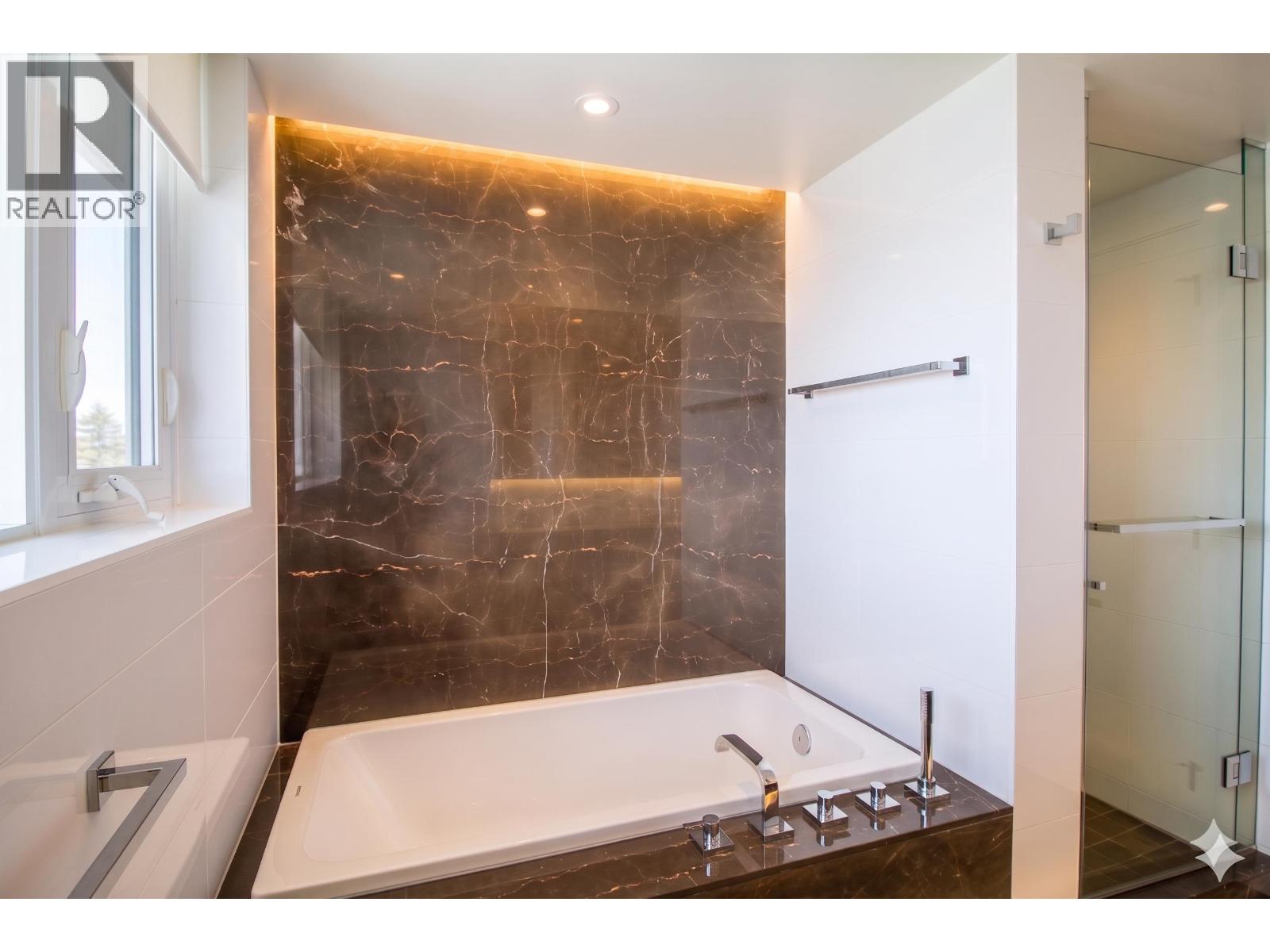 904 1561 W 57th Avenue, Vancouver, British Columbia  V6P 0H5 - Photo 15 - R3114431