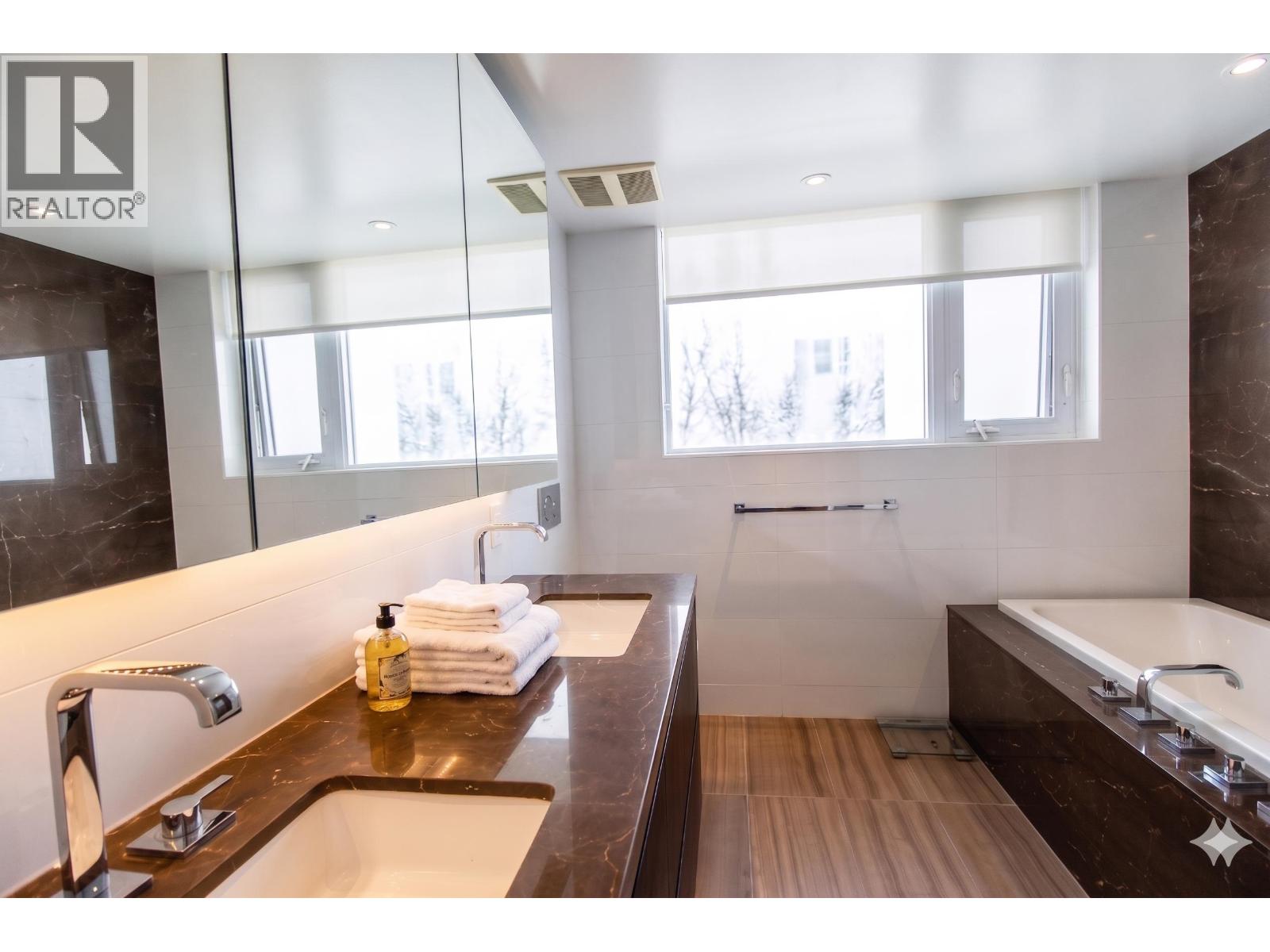 904 1561 W 57th Avenue, Vancouver, British Columbia  V6P 0H5 - Photo 13 - R3114431