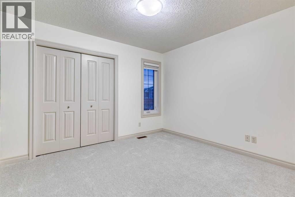 151 Mahogany Bay Se, Calgary, Alberta  T3M 0Y2 - Photo 32 - A2299607
