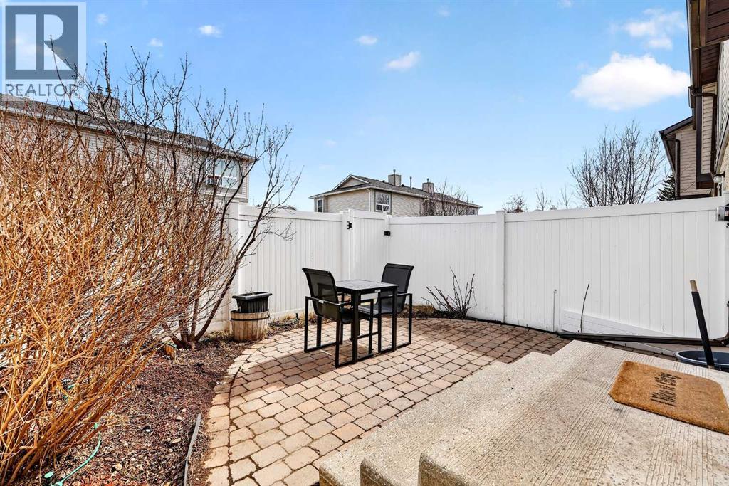 230 Deerpoint Lane SE, Calgary, Alberta  T2J 6M7 - Photo 21 - A2300887