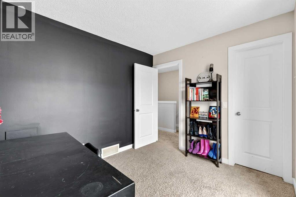 230 Deerpoint Lane SE, Calgary, Alberta  T2J 6M7 - Photo 20 - A2300887