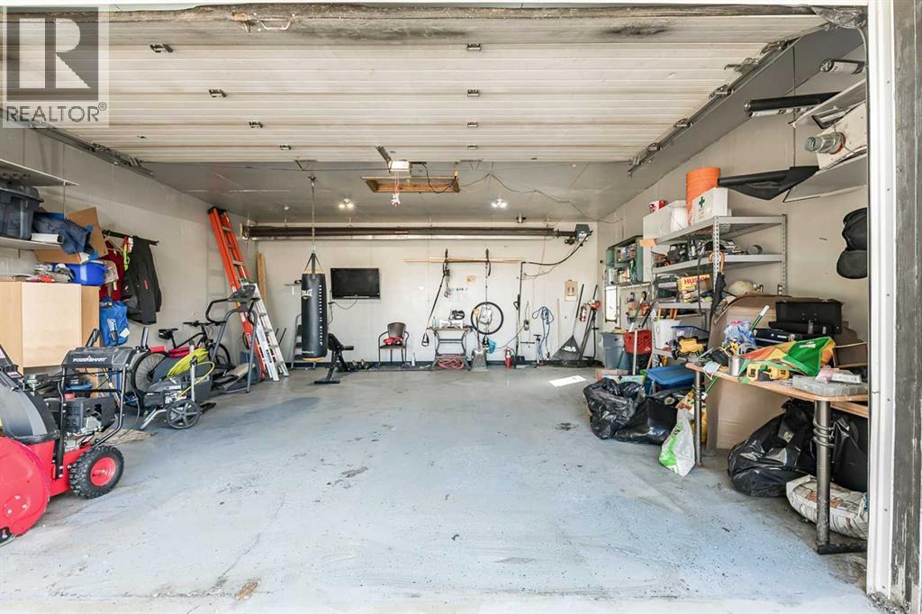 121 2 Avenue Sw, Diamond Valley, Alberta  T0L 0H0 - Photo 28 - A2302186