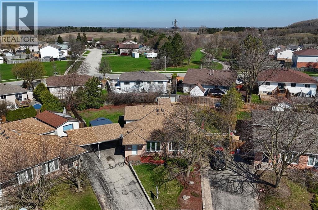 41 Nora Court, Cambridge, Ontario  N3C 3N1 - Photo 2 - 40815934