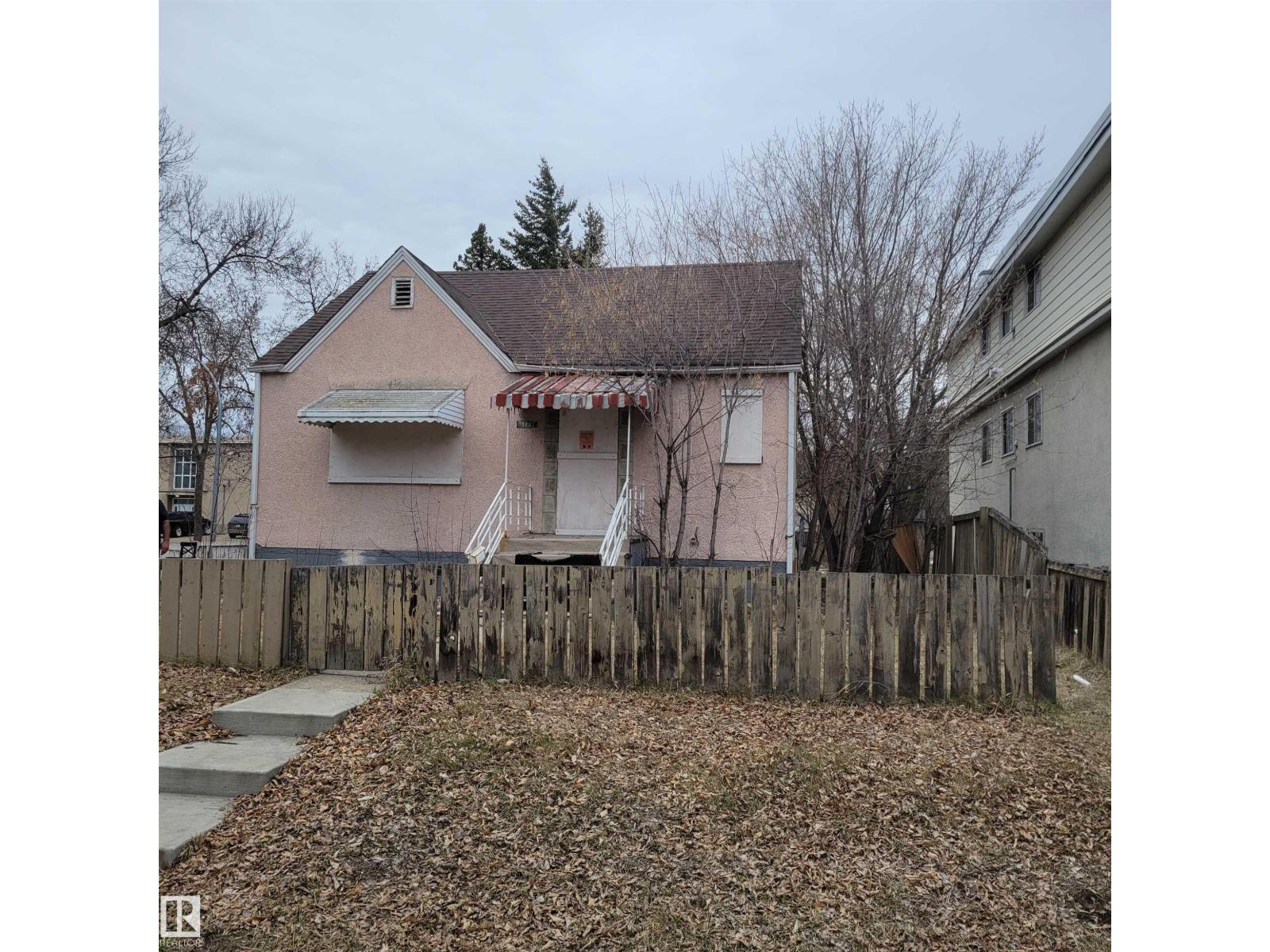 10802 112 ST NW, edmonton, Alberta