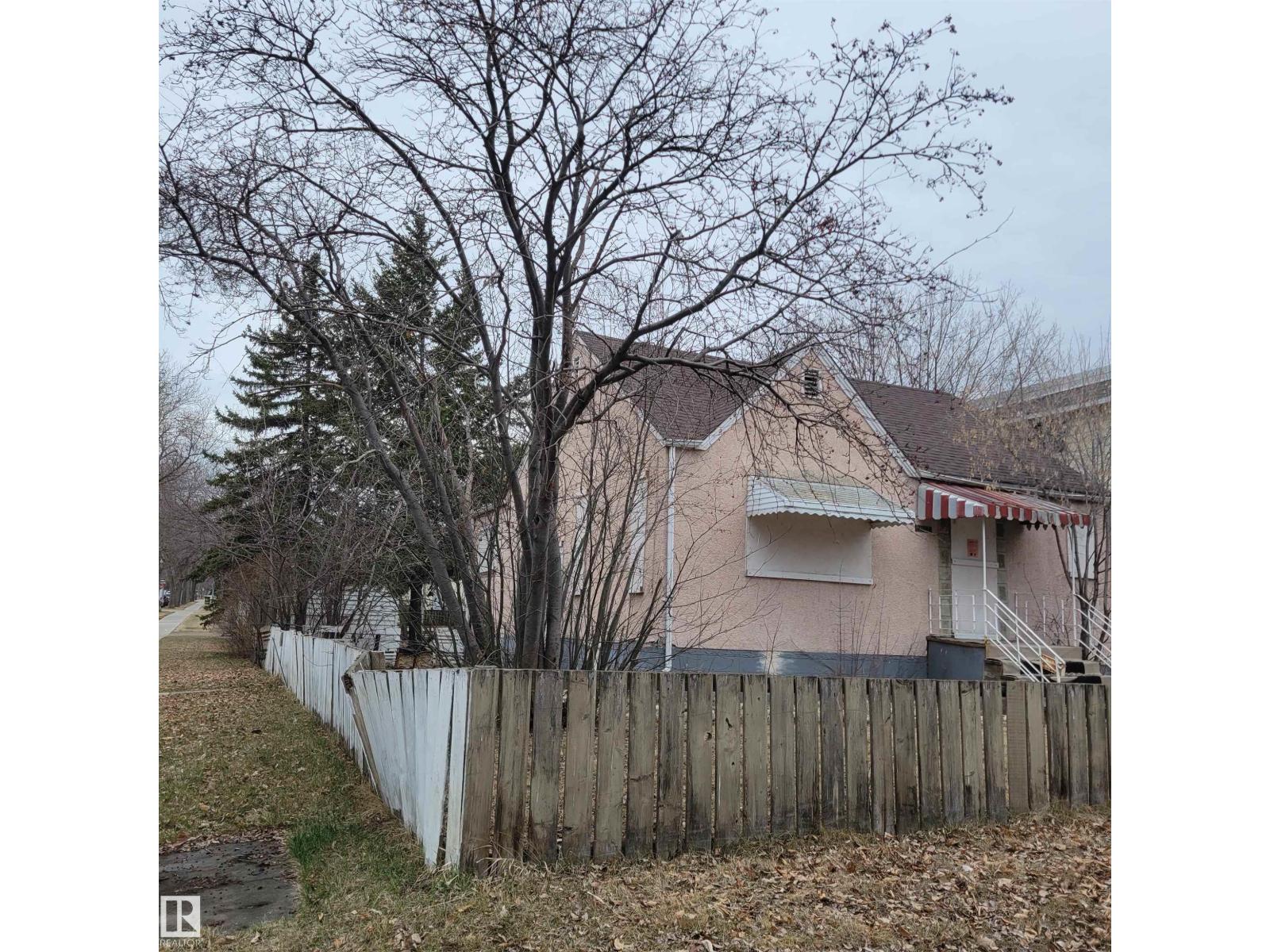 10802 112 St Nw, Edmonton, Alberta  T5H 3H3 - Photo 5 - E4483597