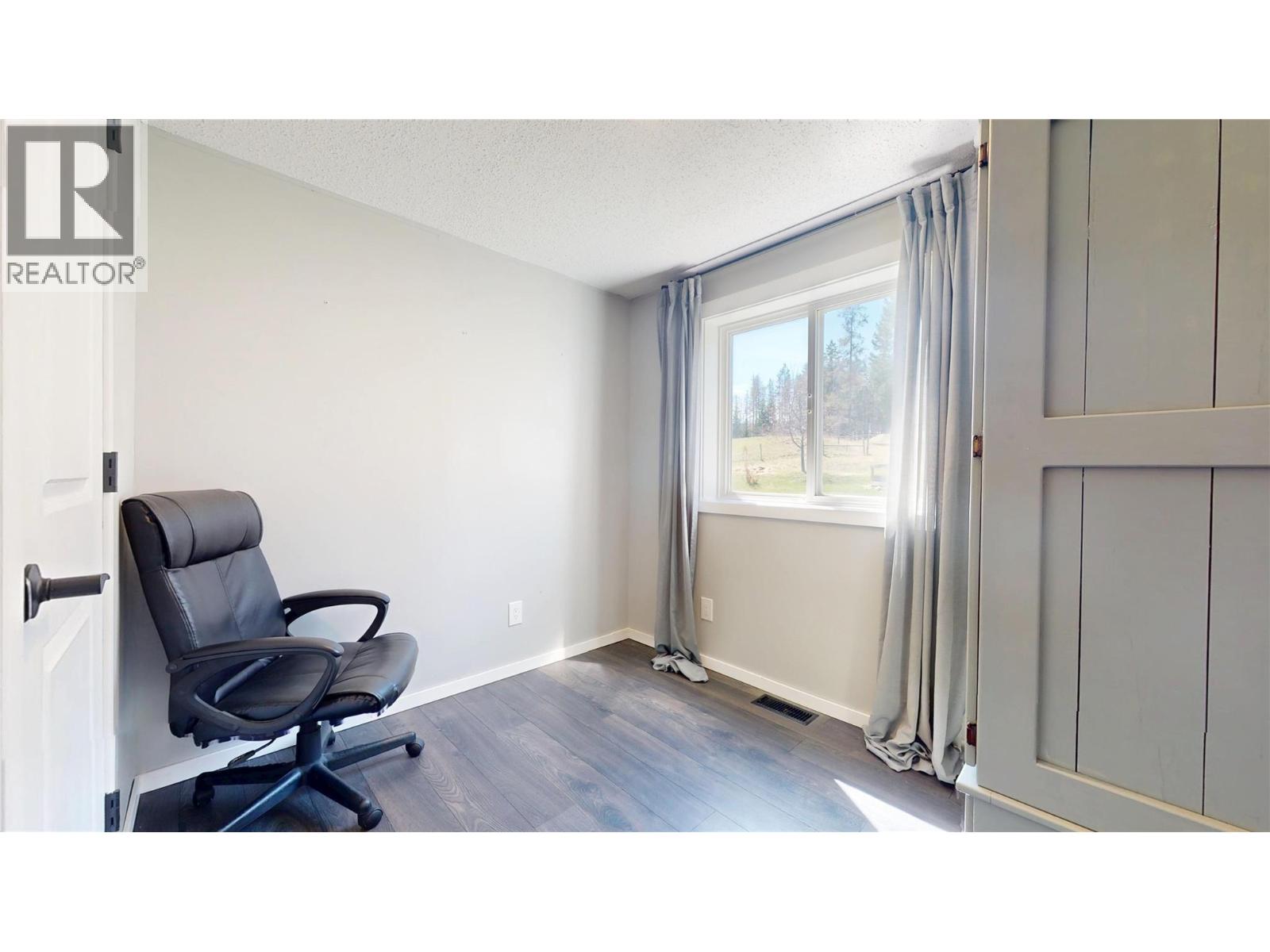 3251 45th Street S, Cranbrook, British Columbia  V1C 7A1 - Photo 16 - 10384184