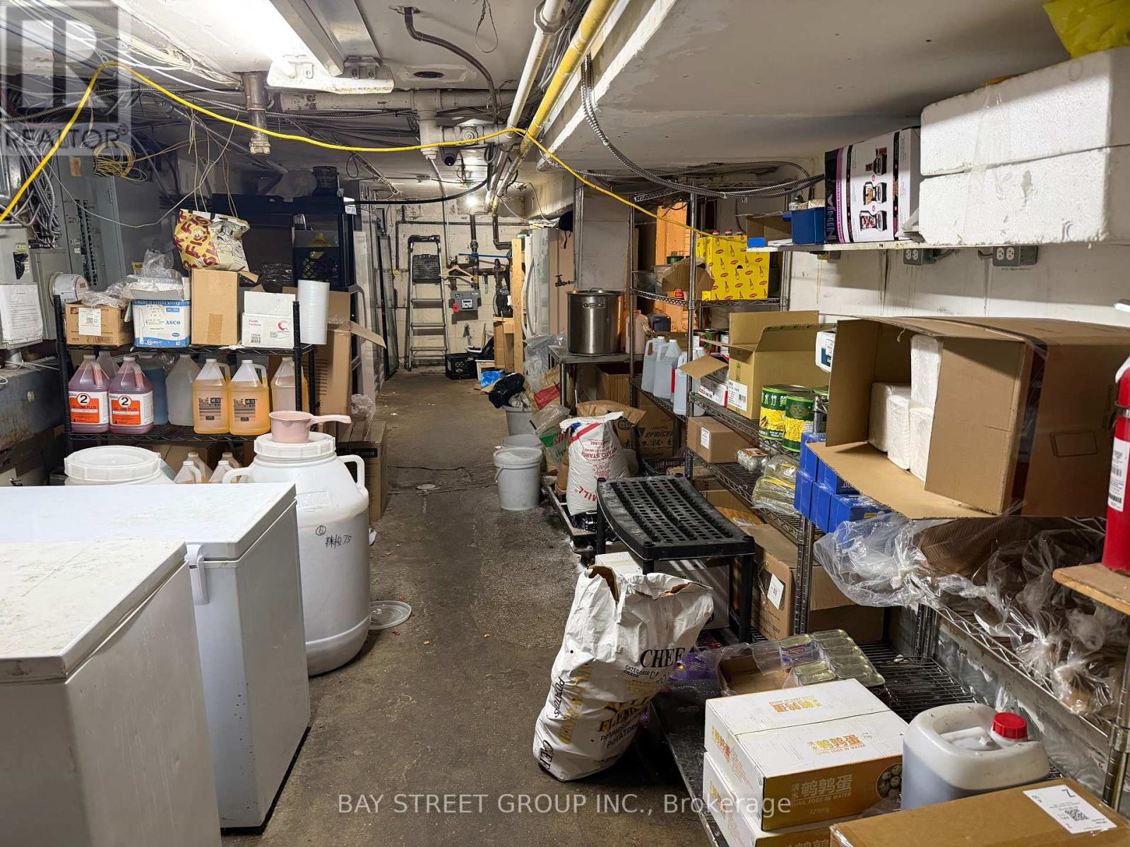 5321 Yonge Street, Toronto, Ontario  M2N 5R4 - Photo 13 - C13032792