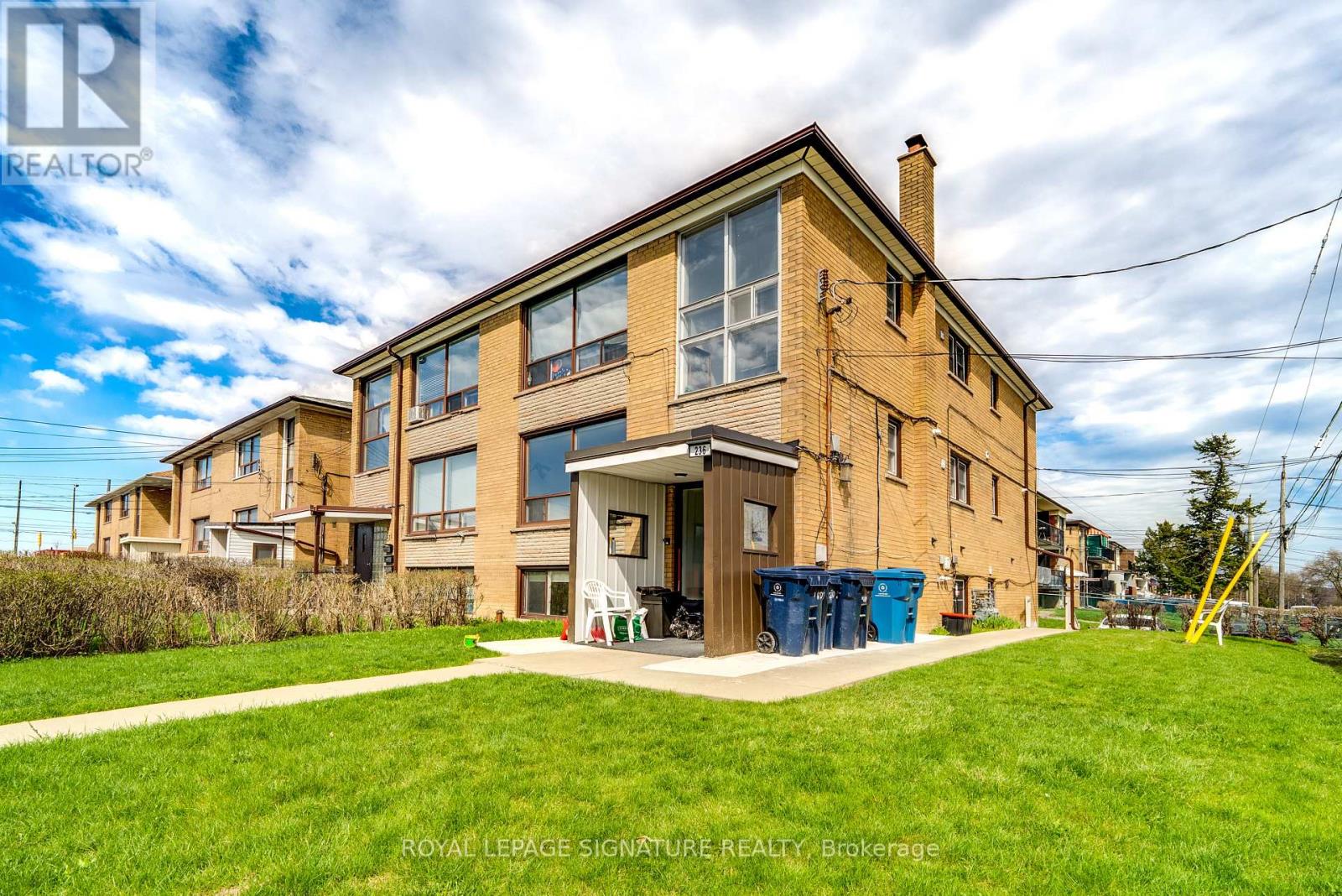 1 - 236 Overbrook Place, Toronto, Ontario  M3H 4R7 - Photo 8 - C13032822