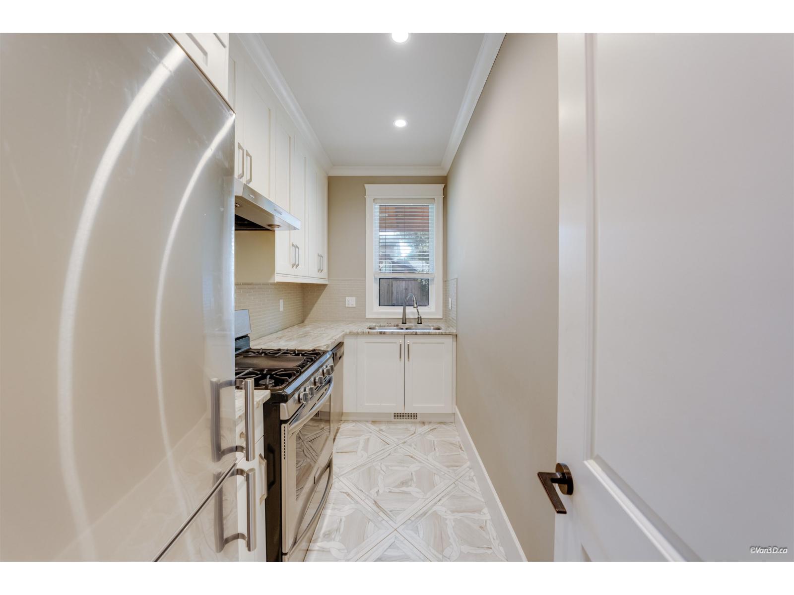 14428 33a Avenue, Surrey, British Columbia  V4P 3R7 - Photo 10 - R3114836