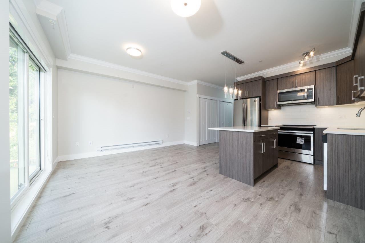 408 13799 101 Avenue, Surrey, British Columbia  V3T 0N9 - Photo 3 - R3114842